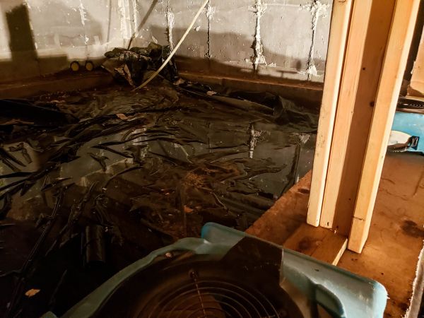 Crawlspace Water Cleanup in Fayetteville